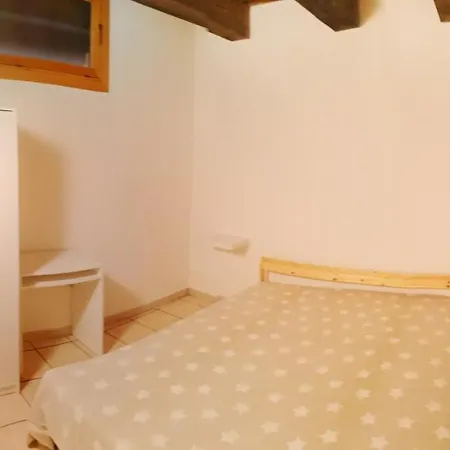 Lägenhet Castello Di Montecarotto Ancona